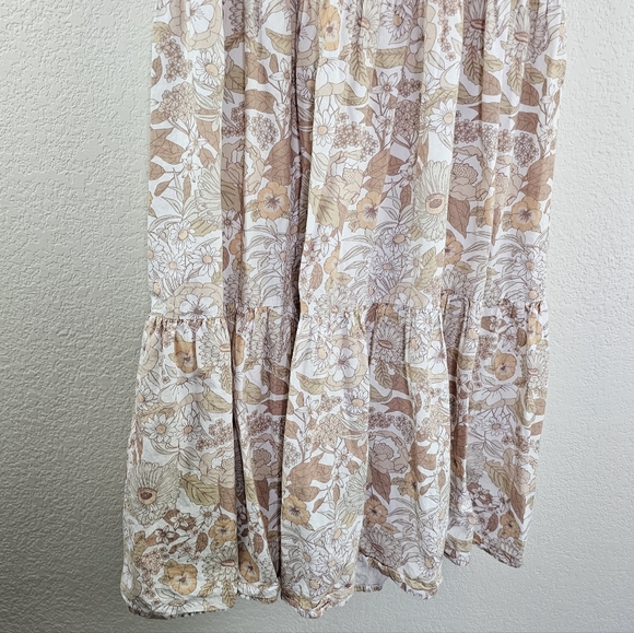 Charlie Holiday Isabella Maxi Tiered Dress 2 - Picture 11 of 14